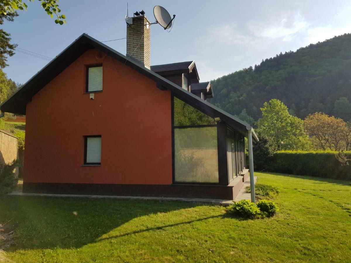 Villa Garden View à Drienica Extérieur photo